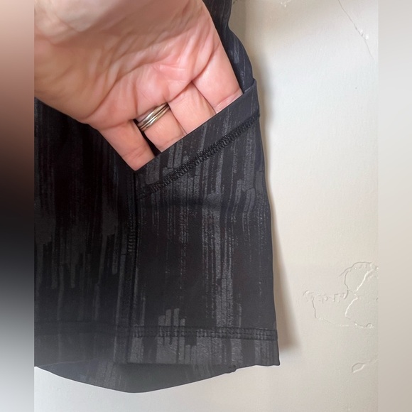 Lululemon What The Sport Short Full-On Luxtreme Scratch Match Black Multi 4 - Picture 5 of 9